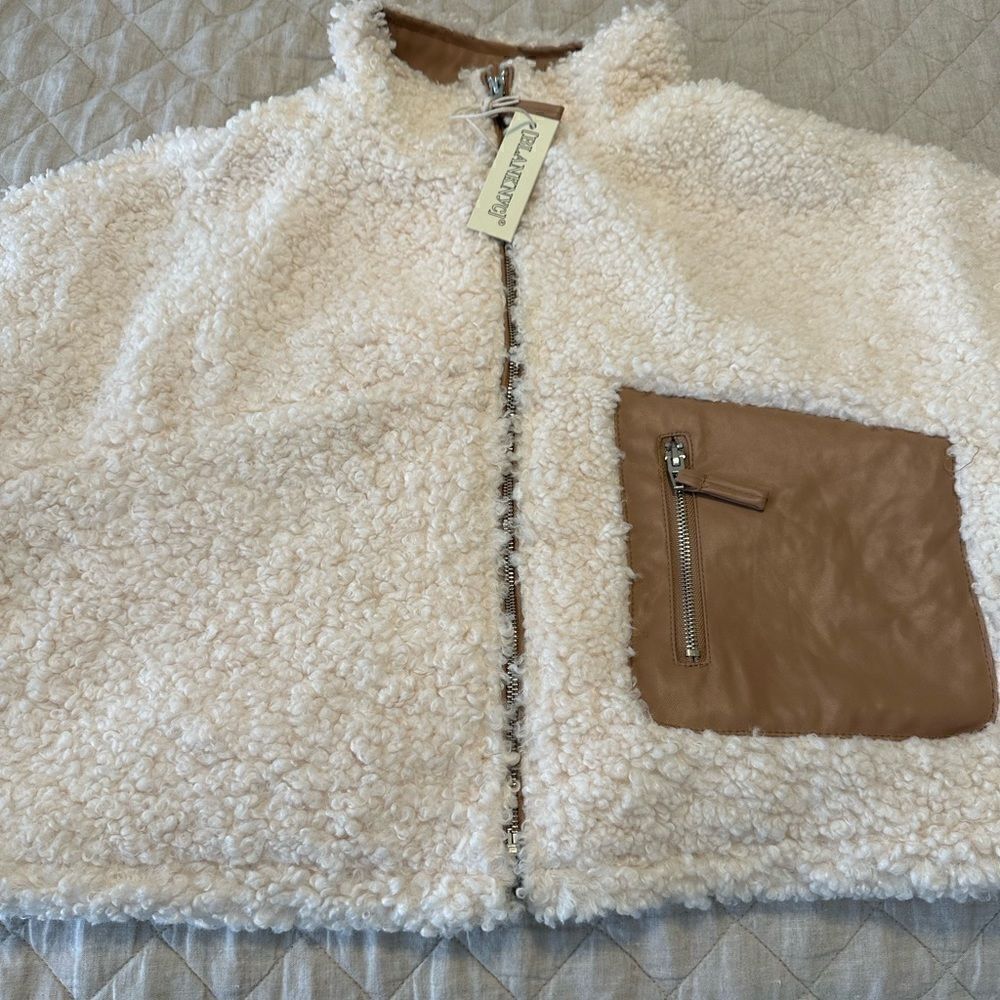 💼NWT Blank NYC Faux Shearling with Faux Leather Trim Bomber Jacket - Picture 13 of 13